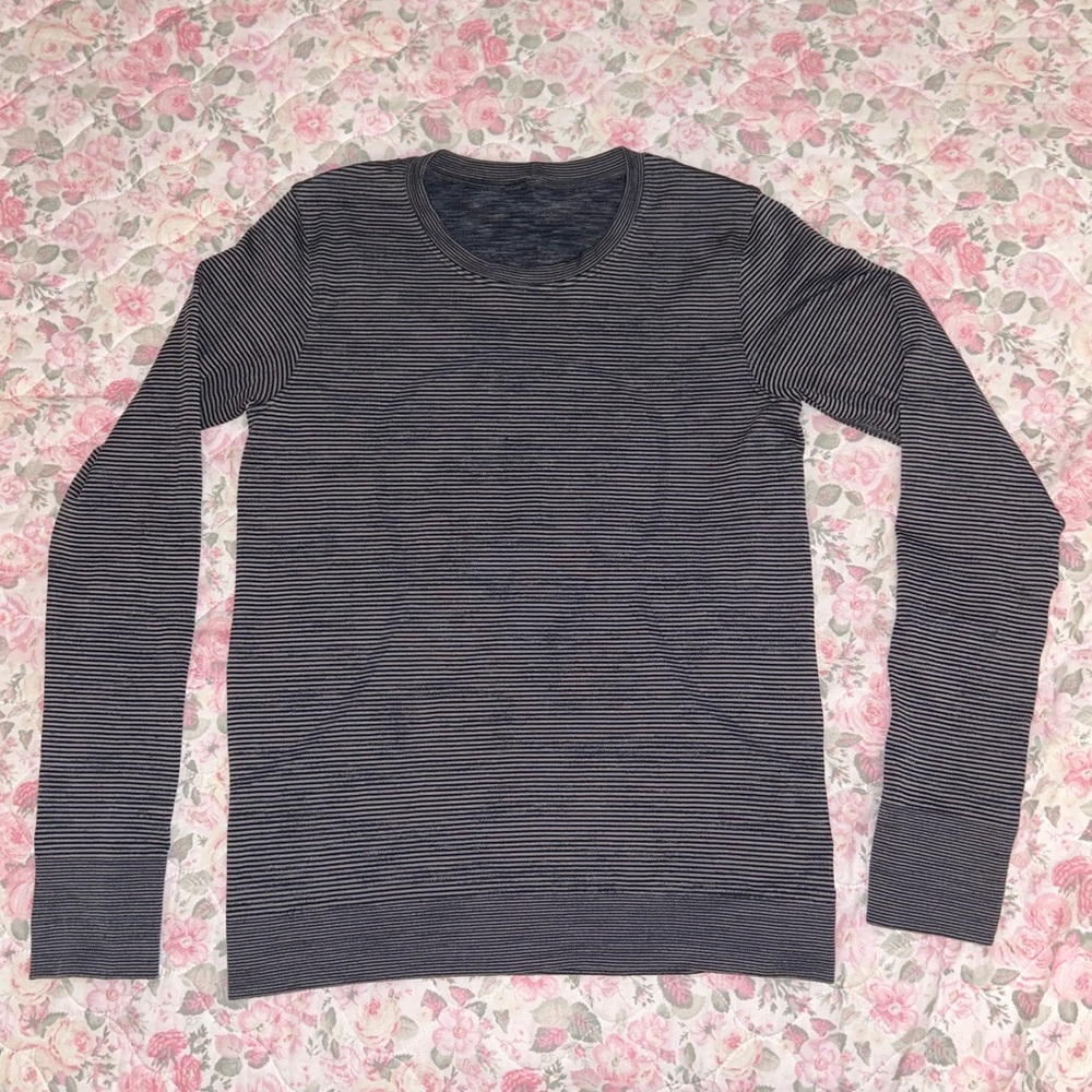 Lululemon Relaxed Fit Long Sleeve Shirt